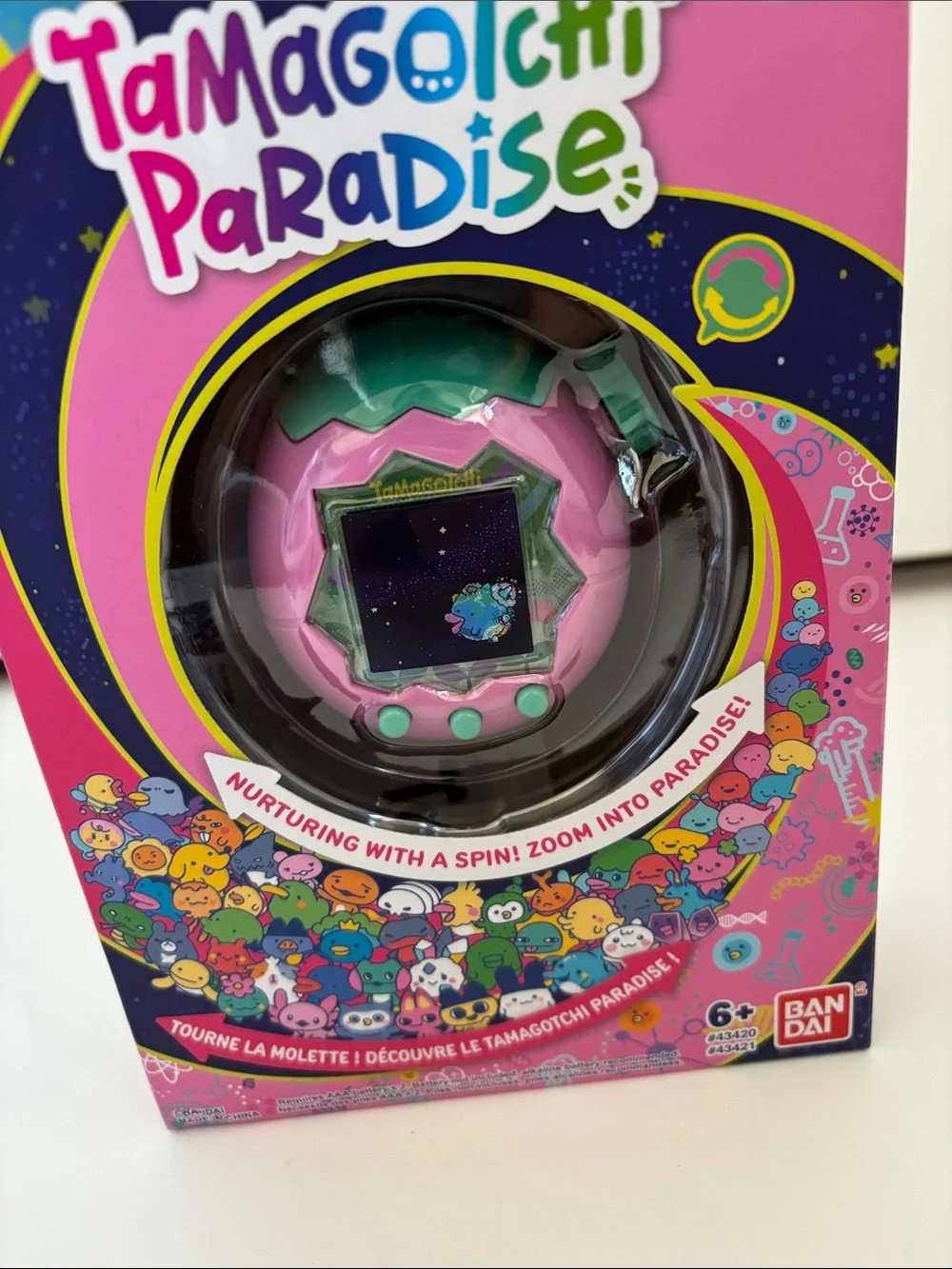 Tamagotchi Paradise Pink Land